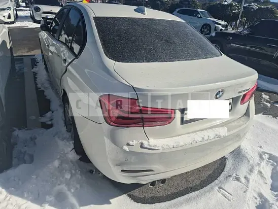Photo 2 of 12: 2016 BMW 320d Efficient Dynamics Edition, VIN WBA8D1104GK775974 — Korean insurance auction