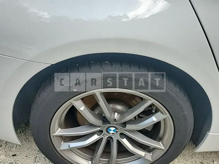 Photo 2 of 22: 2019 BMW 520d M Sport Package, VIN WBAJF3105KBS71269 — Korean insurance auction