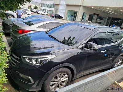Photo 1 of 11: 2018 Hyundai Santa Fe, VIN KMHSW81UBJU841215 — Korean insurance auction