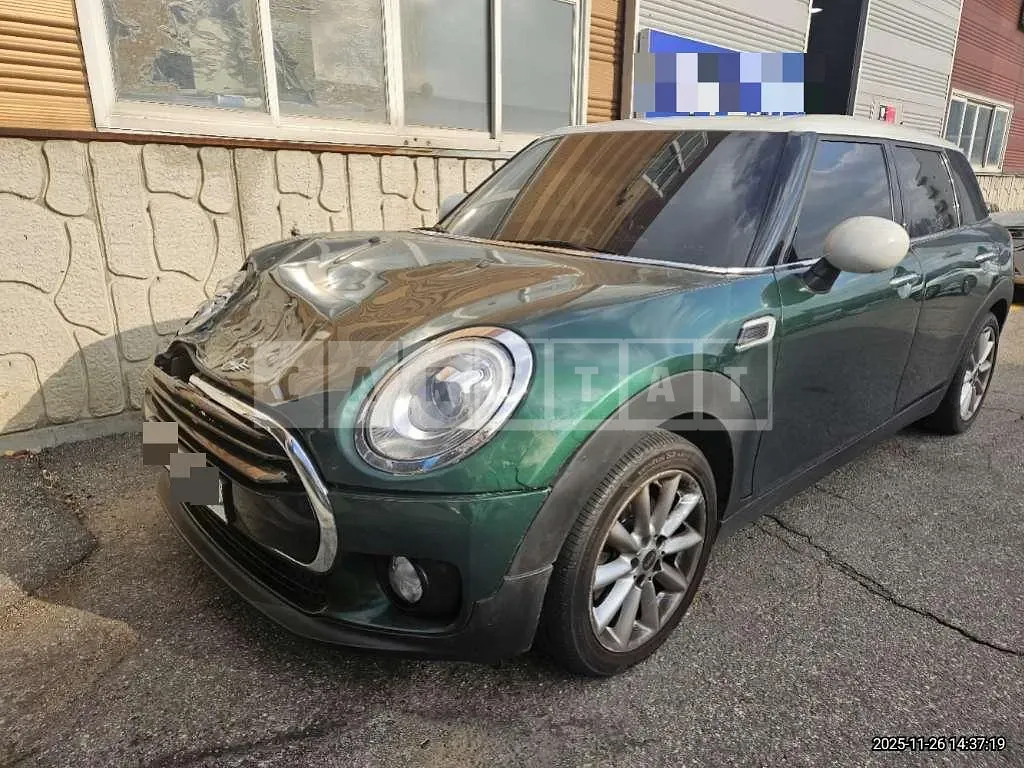 Photo 2 of 11: 2018 MINI Cooper Clubman — Korean insurance auction