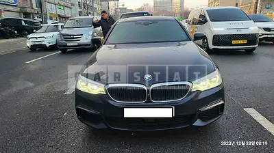 Photo 1 of 14: 2018 BMW 520d, VIN WBAJC3108JWB77633 — Korean insurance auction