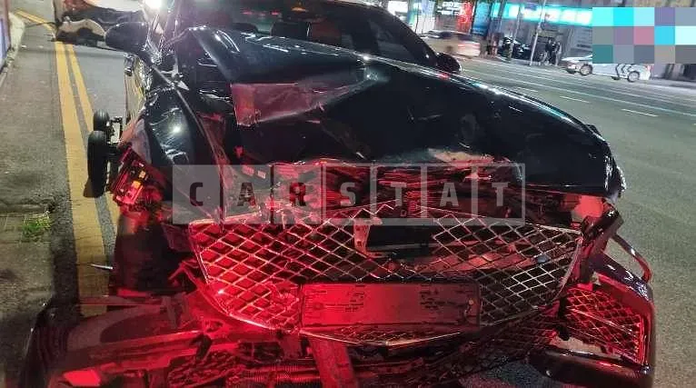 Photo 2 of 7: 2021 Genesis G80 AWD — Korean insurance auction