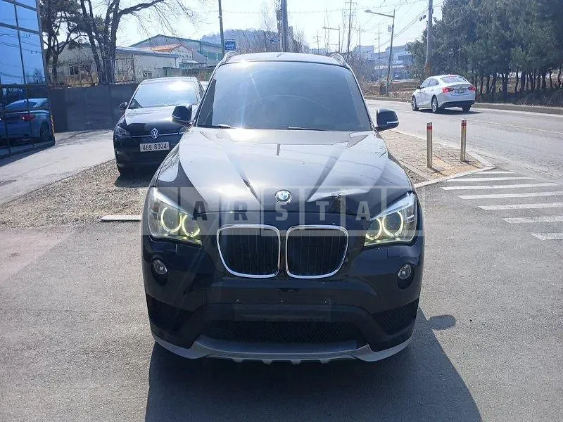 Photo 2 of 48: 2015 BMW X1 xDrive18d, VIN WBAVP7107FV207308 — Korean insurance auction