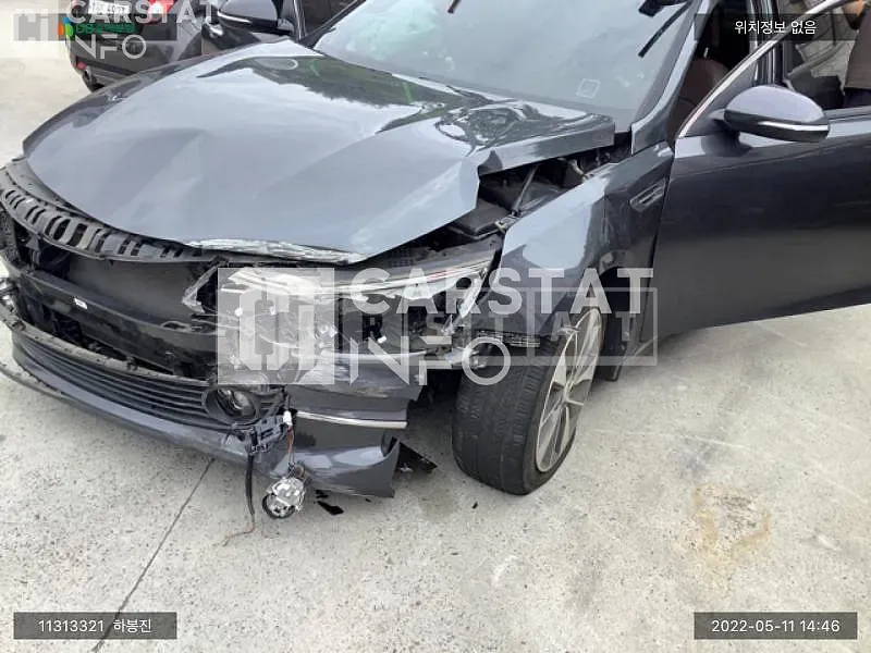 Photo 2 of 17: 2017 Kia K5, VIN KNAGU411BJA196065 — Korean insurance auction