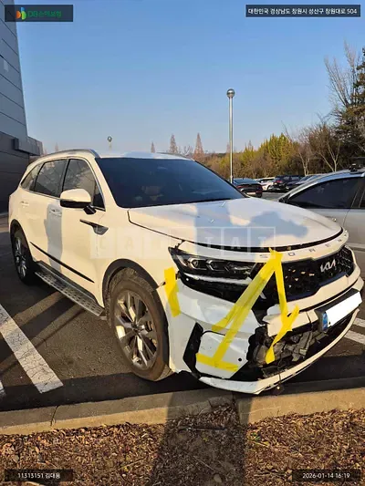 Photo 1 of 12: 2021 Kia Sorento, VIN KNARK81FGNA130181 — Korean insurance auction