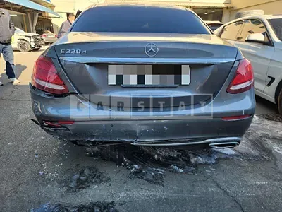Photo 1 of 61: 2019 Mercedes-Benz E 220d — Korean insurance auction