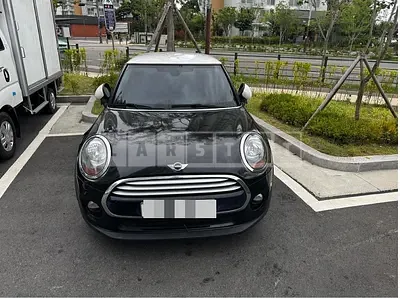 Photo 1 of 12: 2015 MINI Cooper D — Korean insurance auction