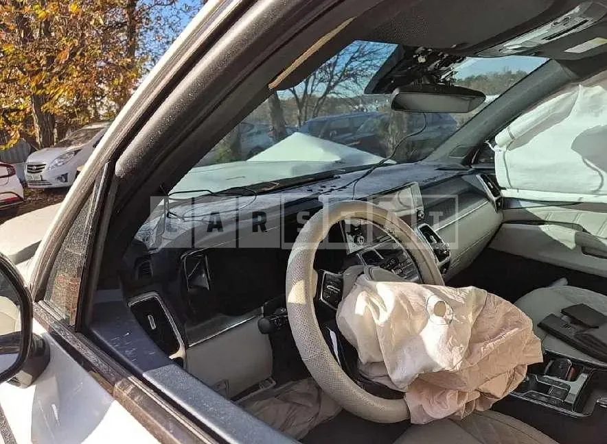 Photo 2 of 13: 2022 Kia Sorento Hybrid — Korean insurance auction