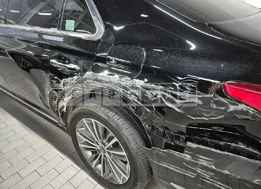 Photo 2 of 16: 2016 Genesis EQ900 — Korean insurance auction