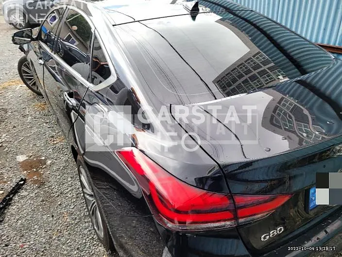 Photo 2 of 28: 2017 Genesis G80 3.3 — Korean insurance auction