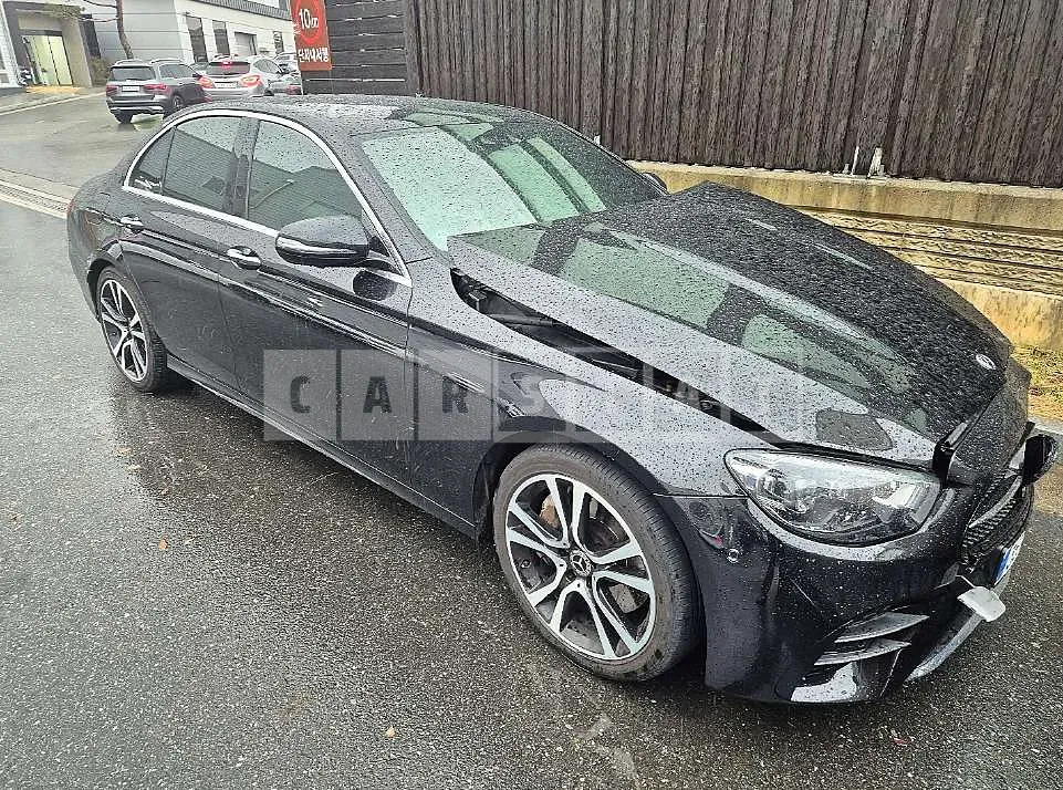 Photo 2 of 14: 2020 Mercedes-Benz E350 4Matic — Korean insurance auction