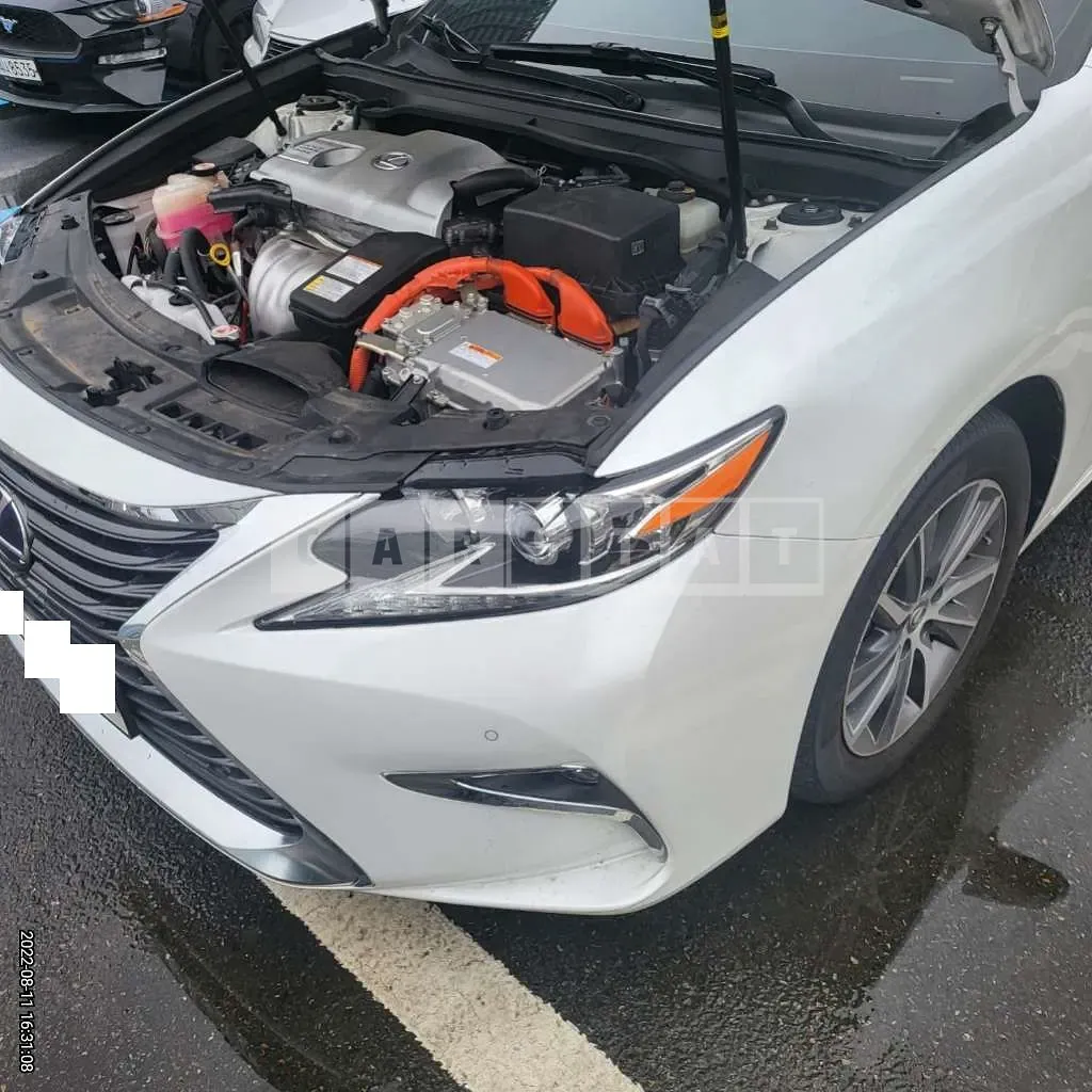 Photo 2 of 17: 2017 Lexus ES300h, VIN JTHBW1GGXH2148512 — Korean insurance auction