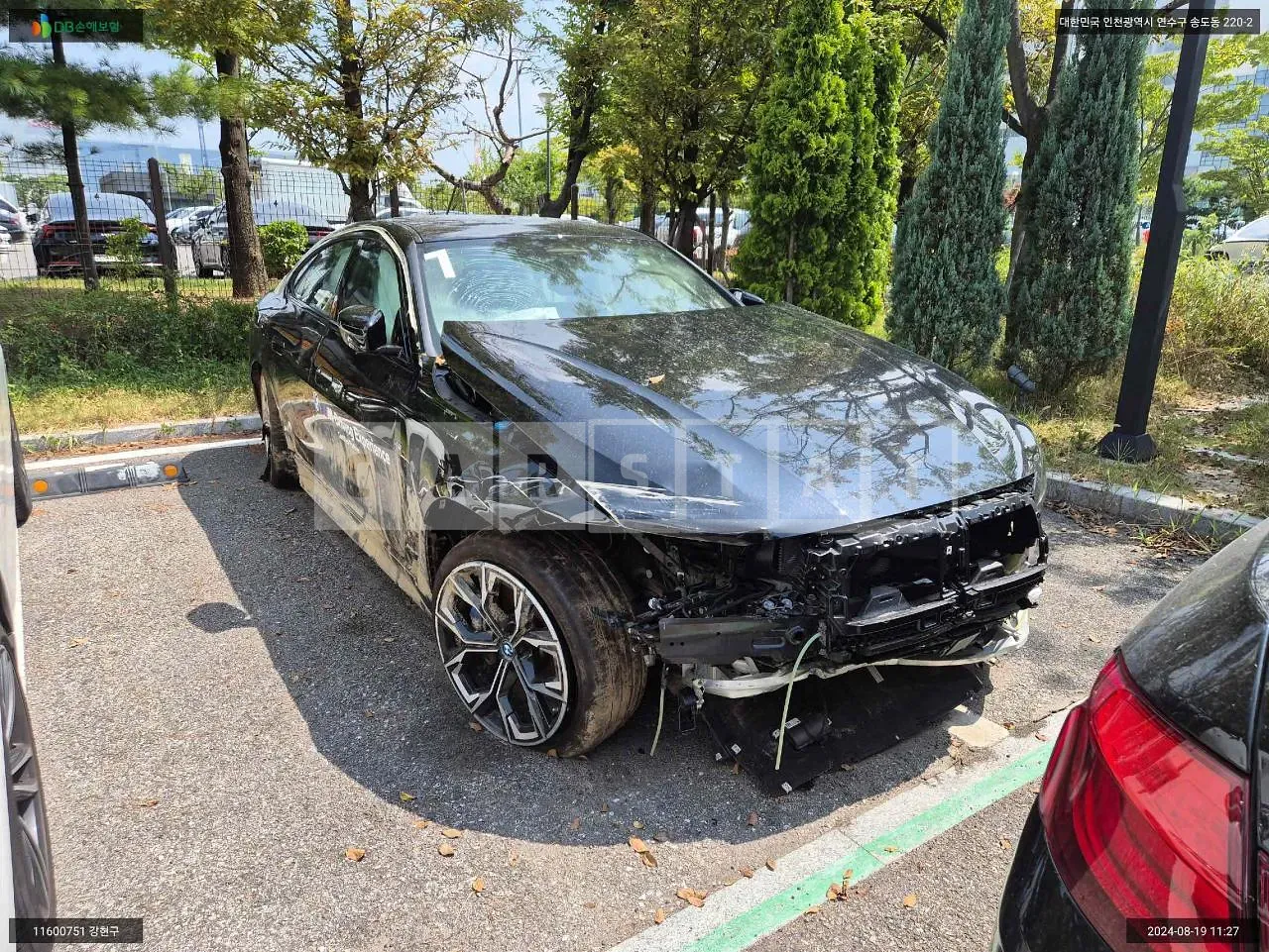 Photo 2 of 14: 2024 BMW i4 eDrive40, VIN WBY71AW01RFS31748 — Korean insurance auction