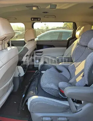 Photo 2 of 50: 2021 Kia Carnival — Korean insurance auction