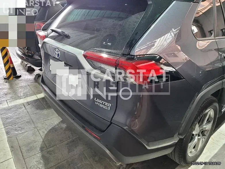 Photo 2 of 11: 2019 Toyota RAV4 Hybrid AWD, VIN JTMDWRFV4KD030718 — Korean insurance auction