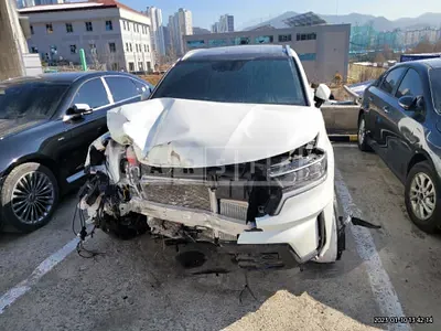 Photo 1 of 7: 2022 Kia Sorento 2.2, VIN KNARH81BGPA175479 — Korean insurance auction