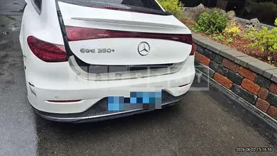 Photo 1 of 11: 2022 Mercedes-Benz EQE350 + — Korean insurance auction