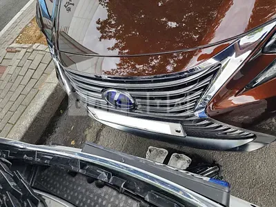 Photo 1 of 36: 2017 Lexus ES300h, VIN JTHBW1GG4H2164351 — Korean insurance auction