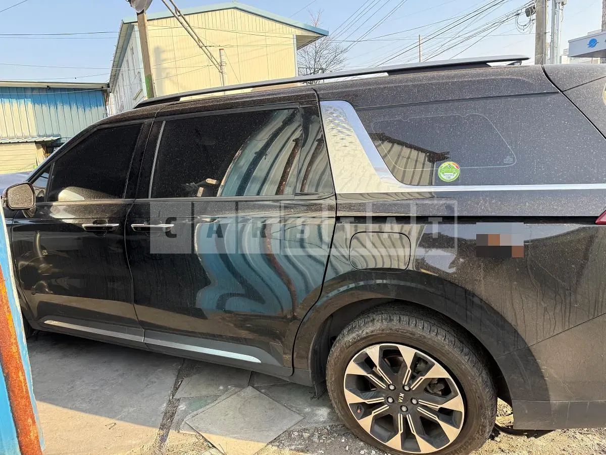 Photo 2 of 16: 2021 Kia Carnivals — Korean insurance auction