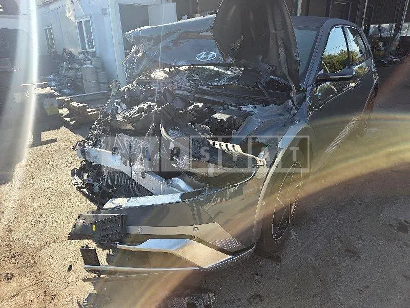 Photo 2 of 33: 2025 Hyundai IONIQ 5, VIN KMHKR81CPTU371681 — Korean insurance auction