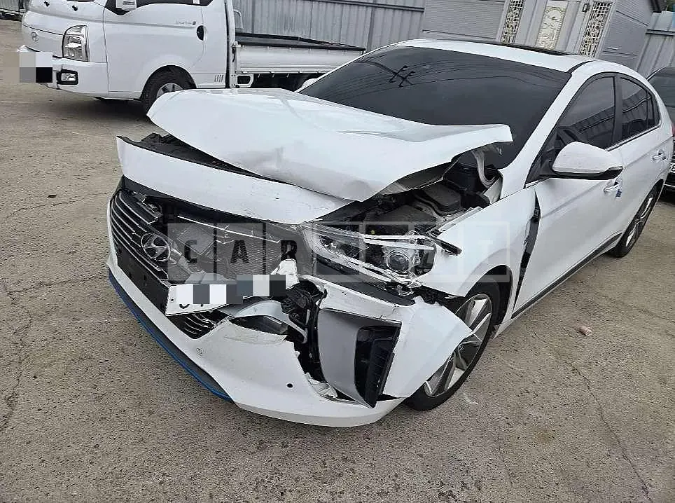 Photo 2 of 6: 2016 Hyundai IONIQ Hybrid — Korean insurance auction