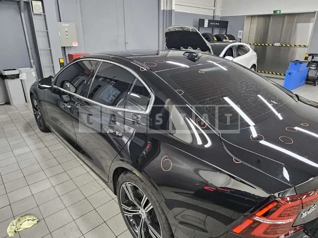 Photo 2 of 12: 2020 Volvo S60 T5 — Korean insurance auction