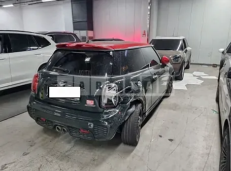 Photo 2 of 10: 2020 MINI John Cooper Works, VIN WMWXY9107L2L92667 — Korean insurance auction