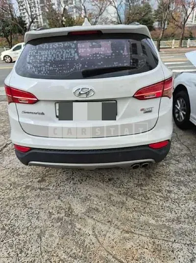 Photo 1 of 10: 2014 Hyundai Santa Fe DM Diesel 2.2 4WD — Korean insurance auction