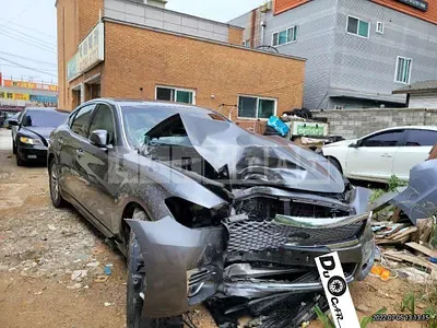Photo 1 of 13: 2016 Infiniti Q70 3.7, VIN JNKBY11E4GM580100 — Korean insurance auction
