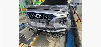 Photo 1 of 16: 2018 Hyundai Santa Fe 2.0 — Korean insurance auction