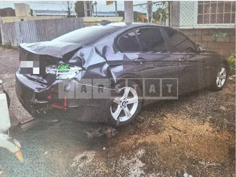 Photo 2 of 8: 2015 BMW 320d — Korean insurance auction