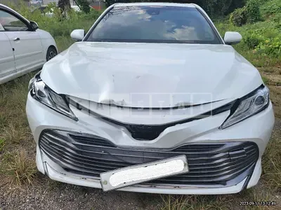 Photo 1 of 12: 2018 Toyota Camry Hybrid, VIN JTNB21HK3J3001105 — Korean insurance auction