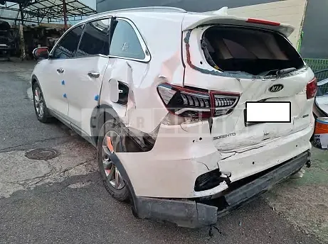 Photo 2 of 6: 2019 Kia Sorento, VIN KNAPS81ABKA475415 — Korean insurance auction