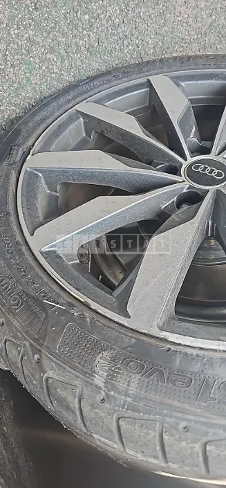 Photo 2 of 23: 2023 Audi A4 40 TFSI — Korean insurance auction