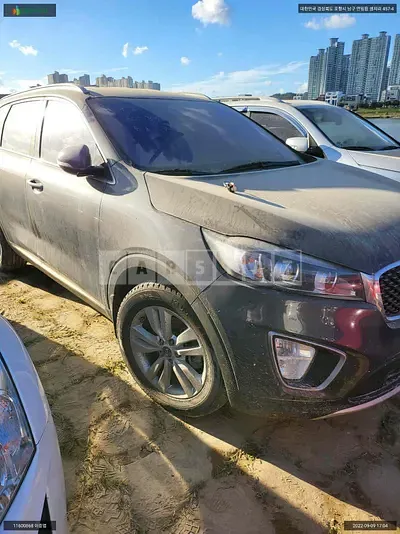 Photo 1 of 6: 2015 Kia Sorento, VIN KNAPS81ABGA158852 — Korean insurance auction