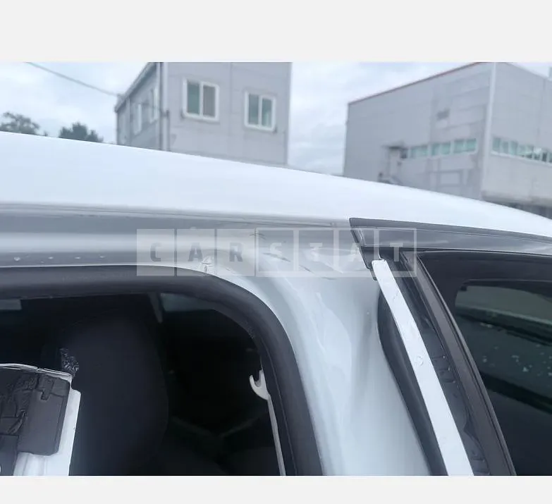 Photo 2 of 23: 2020 Land Rover Discovery Sports D180 — Korean insurance auction
