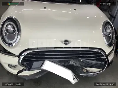 Photo 1 of 21: 2020 BMW Mini Cooper — Korean insurance auction