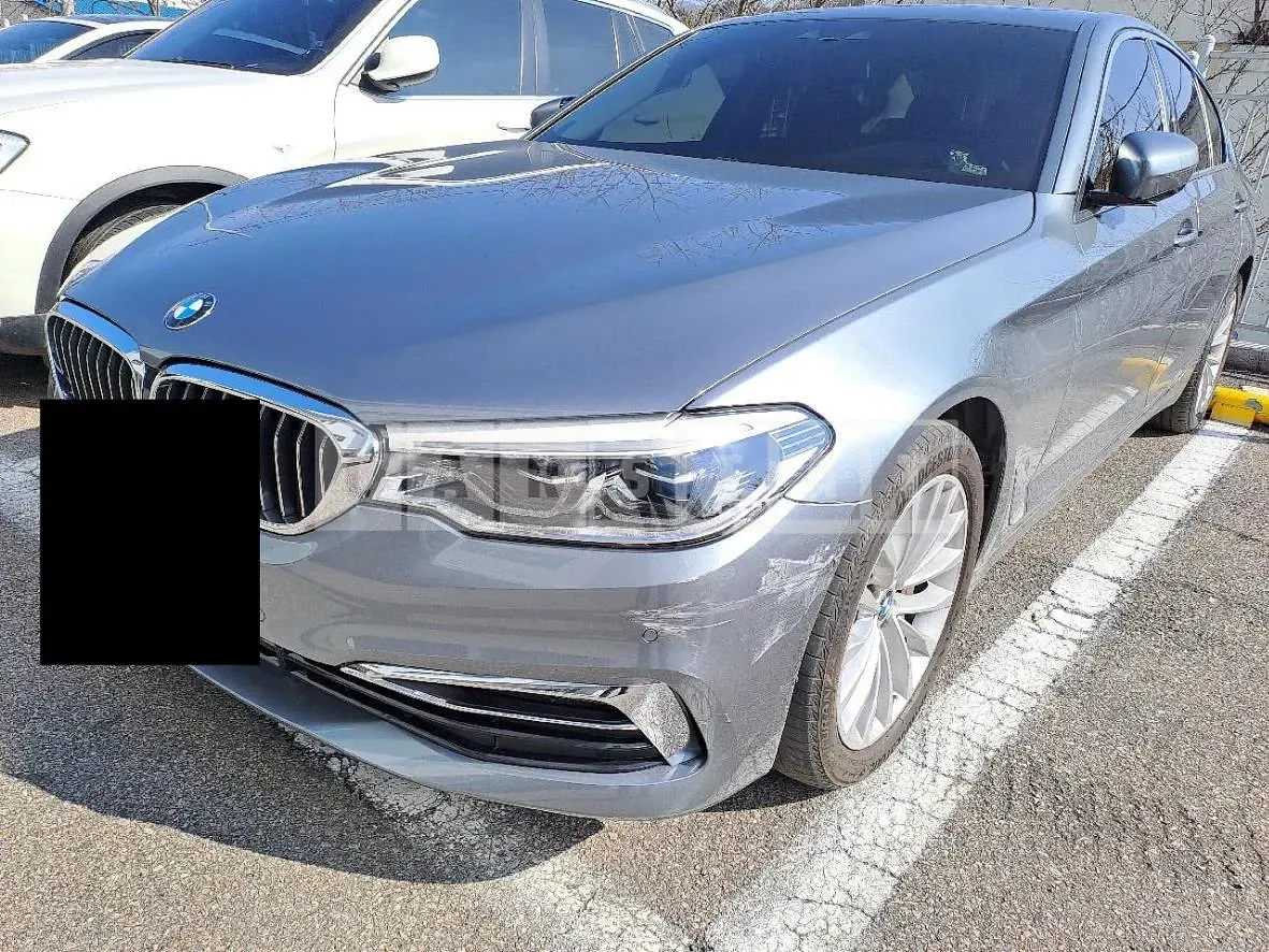 Photo 2 of 2: 2020 BMW (parts) 530i Luxury Left Light — Korean insurance auction