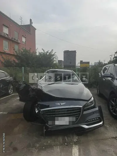 Photo 1 of 4: 2018 Genesis G80 3.3 — Korean insurance auction