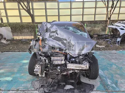 Photo 1 of 15: 2020 Hyundai Kona Electric, VIN KMHK381GFLU102096 — Korean insurance auction