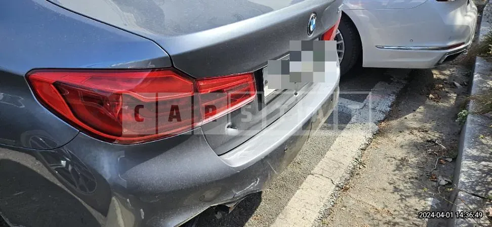 Photo 2 of 47: 2017 BMW 520d, VIN WBAJC3107HG924947 — Korean insurance auction