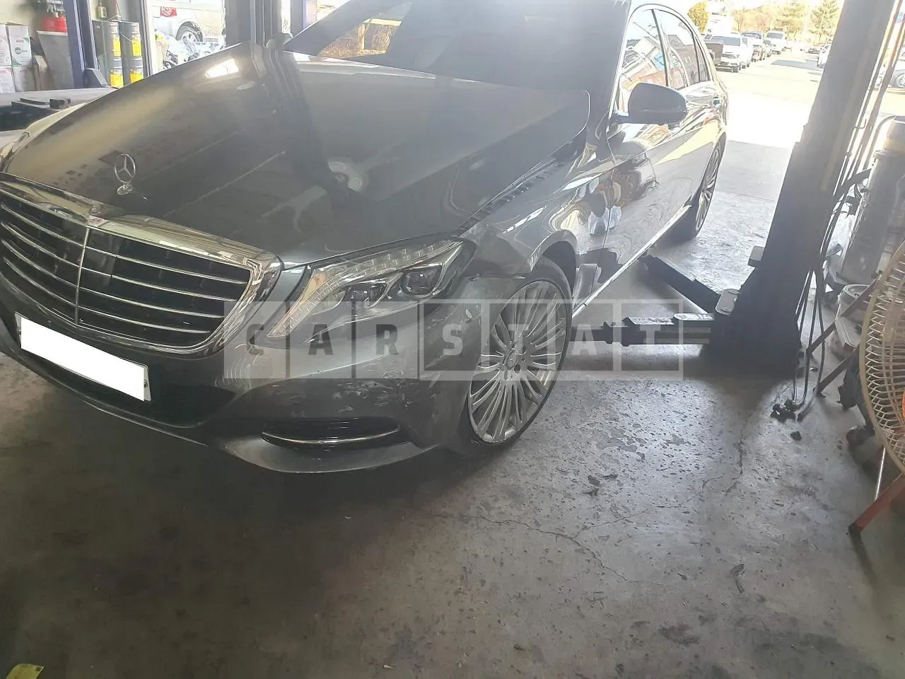 Photo 2 of 19: 2017 Mercedes-Benz S500 4Matic L, VIN WDDUG8FB5HA290719 — Korean insurance auction