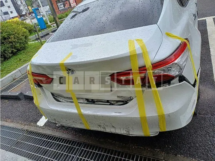Photo 2 of 20: 2018 Toyota Camry Hybrid — Korean insurance auction