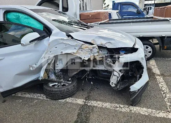 Photo 2 of 5: 2020 Hyundai Kona, VIN KMHK4815GLU556484 — Korean insurance auction
