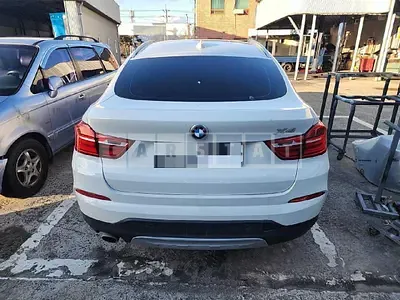 Photo 1 of 9: 2017 BMW X4 xDrive20d, VIN WBAXX1102H0T38278 — Korean insurance auction