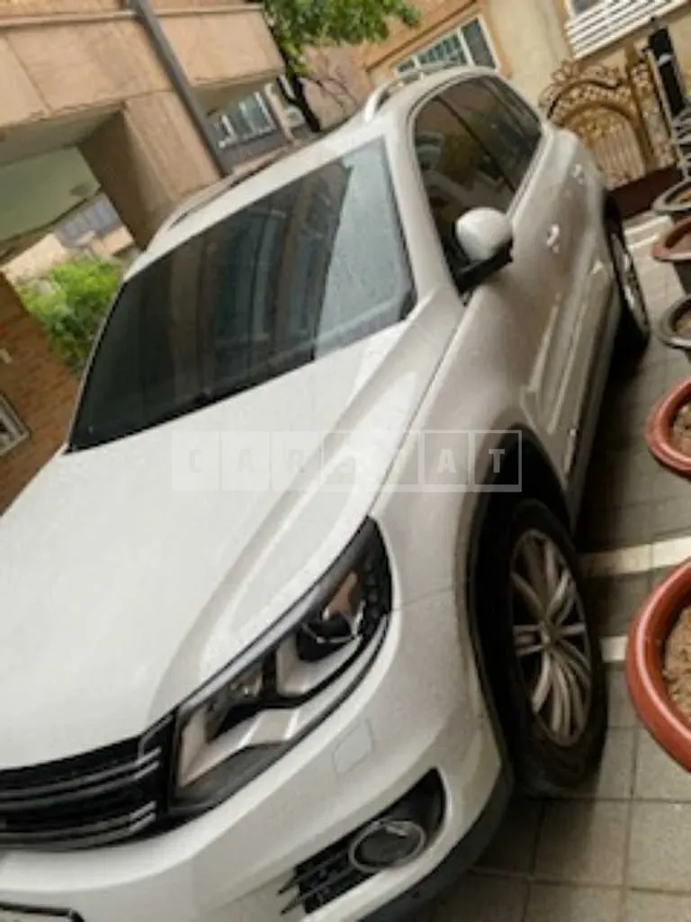 Photo 2 of 13: 2016 Volkswagen Tiguan 2.0 TDI BMT, VIN WVGZZZ5NZGW050886 — Korean insurance auction