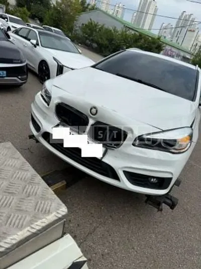 Photo 1 of 20: 2018 BMW Active Tourer — Korean insurance auction