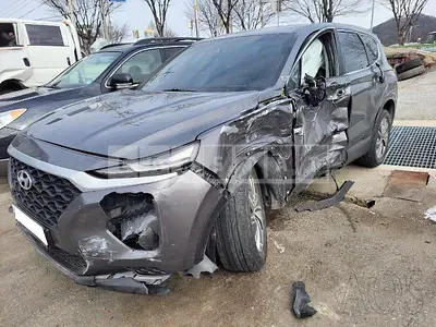 Photo 1 of 23: 2018 Hyundai Santa Fe, VIN KMHS281BBKU051743 — Korean insurance auction