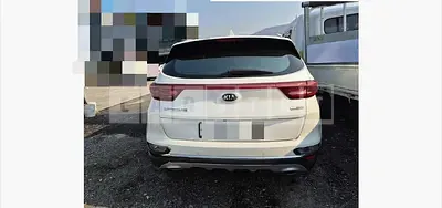 Photo 1 of 17: 2020 Kia Sportage — Korean insurance auction