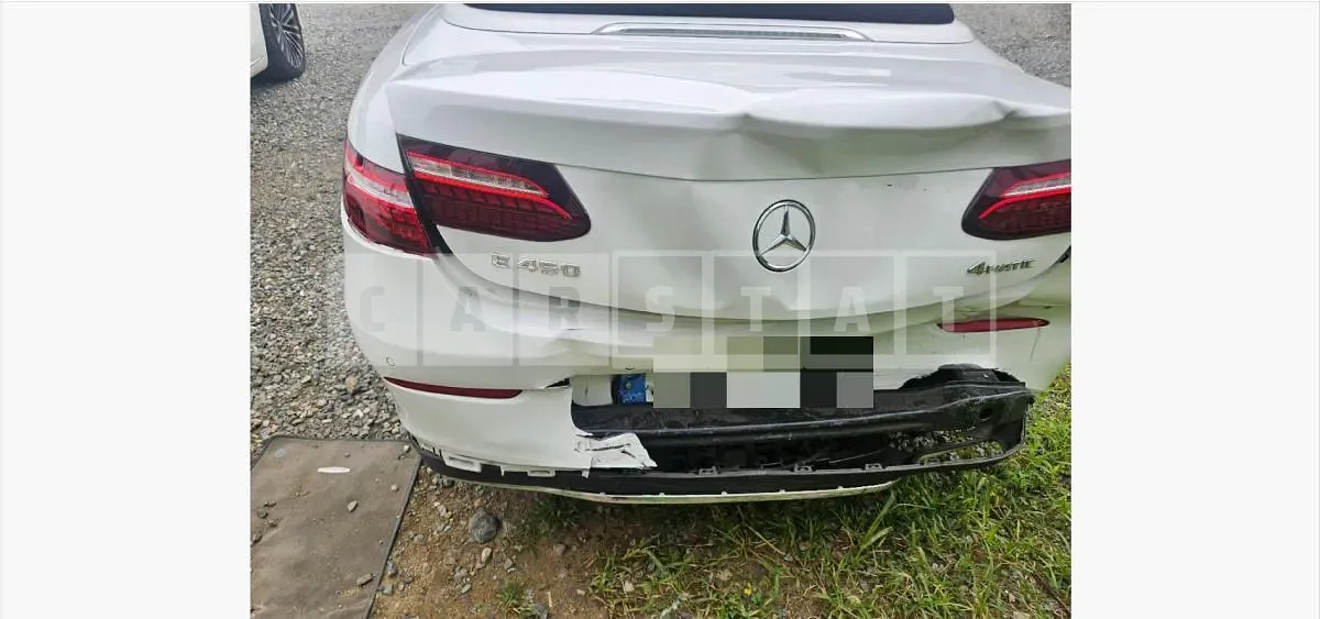 Photo 2 of 20: 2023 Mercedes-Benz E450 4Matic Cabriolet, VIN W1K2384591F192352 — Korean insurance auction
